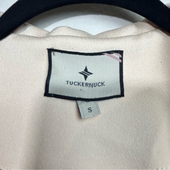 Tuckernuck Cream V-Neck Bell Sleeve Blouse Size Small - Picture 2 of 9